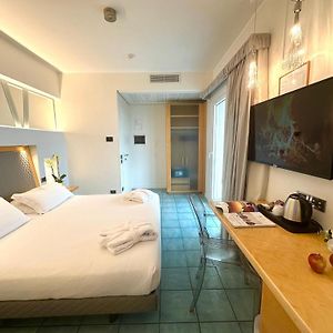 Camera con letto king size